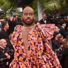 Il défie les lois du Festival de Cannes en marchant sur le tapis rouge en robe (photos)
