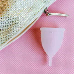 La copa menstrual, un invento revolucionario con más historia de lo que crees