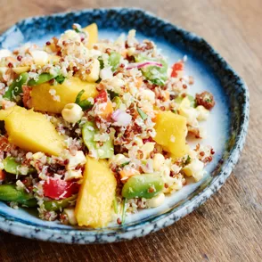 Ensaladas originales: 5 recetas con las que innovar este verano