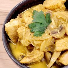 Pollo al latte di cocco e curry: un piatto esotico e originale!