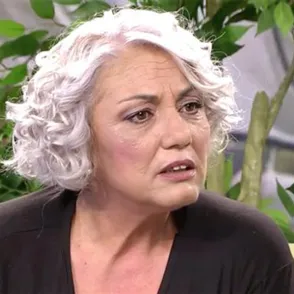 Supervivientes: La madre de Dakota, humillada en ‘Sálvame’ por el comportamiento de su hija