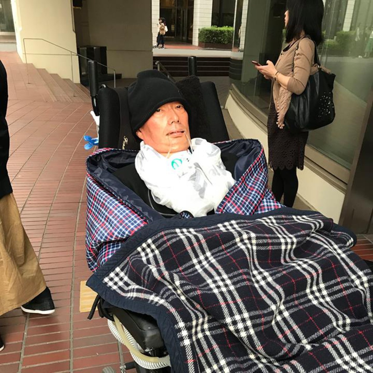 Au Parlement japonais, ces deux élus lourdement handicapés font bouger les lignes