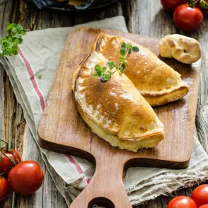 ¿Sin ideas para cenar? Prueba esta receta de calzone de verduras