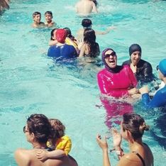 En burkini, des militantes provoquent la fermeture d’une piscine à Paris