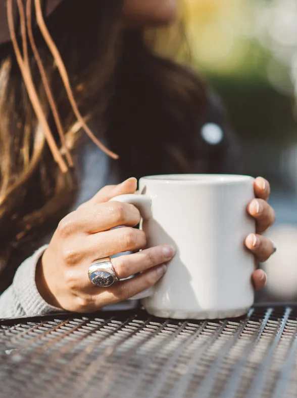 Tómate una pausa y sé feliz: la importancia de dedicarse tiempo a una misma