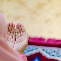 Pour la première fois en France, deux femmes imames dirigent une prière