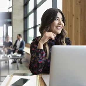 ¿Quieres cuidarte en la oficina? Estos son los 5 productos que necesitas