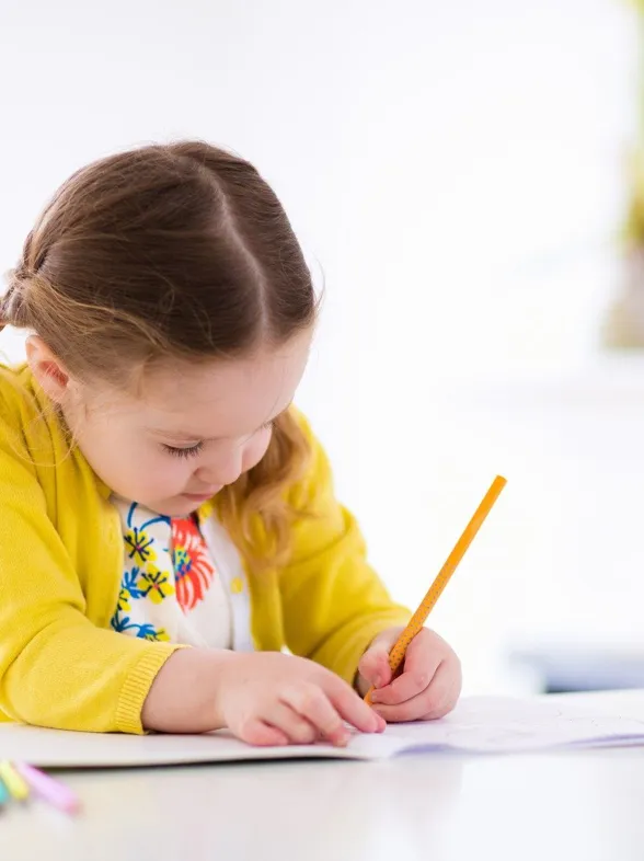 Todo el material escolar necesario para niños zurdos