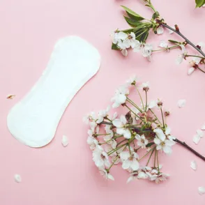 El ciclo menstrual tras el parto: ¿cuándo llega y cuándo se regula?