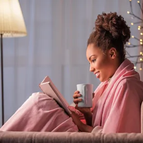 6 novelas imprescindibles para llenar las tardes de otoño