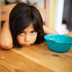 ¿Cómo afecta el hambre a nuestro humor?