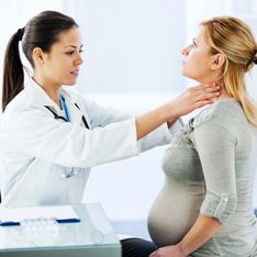 Mal di gola in gravidanza: come affrontarlo