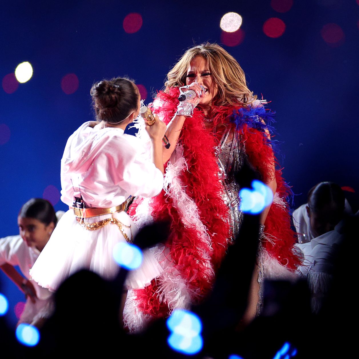 Au Super Bowl 2020, Jennifer Lopez a invité sa fille Emme sur scène avec elle