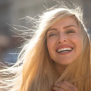 Bienvenida, nanoplastia: un pelo liso y sin efecto frizz es posible