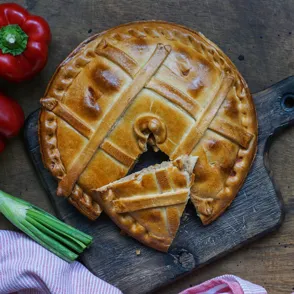 Empanada de atún, ¡un delicioso clásico que nunca falla!
