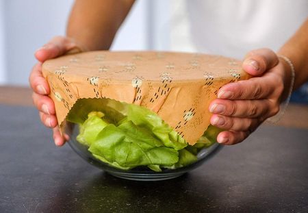 Marina propose des recettes faciles à 1€ par personne, En décrochage  scolaire suite au confinement, Marina a commencé à poster ses recettes sur  les réseaux sociaux avec 1repas1euro. Aujourd'hui, elle propose