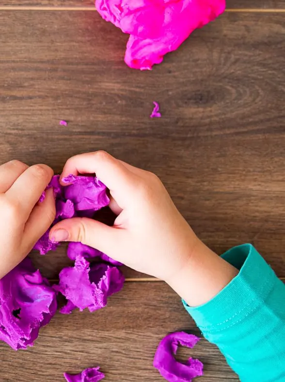 ¿Te has quedado sin plastilina? ¡Prueba a fabricarla en casa!