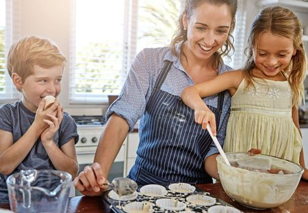 Marina propose des recettes faciles à 1€ par personne, En décrochage  scolaire suite au confinement, Marina a commencé à poster ses recettes sur  les réseaux sociaux avec 1repas1euro. Aujourd'hui, elle propose