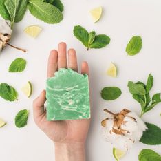 Festes Duschgel im Test 2021: Hautpflege ganz ohne Plastik