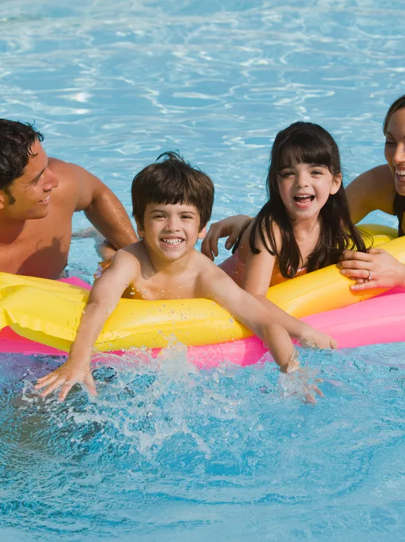Cómo diseñar tu jardín con una piscina desmontable