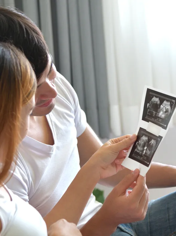 ¿Cuándo se ve un embarazo en una ecografía? Todas las claves para entender el desarrollo de tu bebé