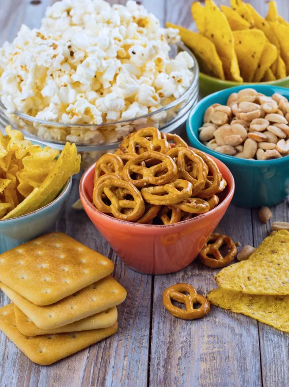Snacks calóricos: cantidad de calorías de los alimentos para picar