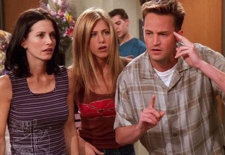 Quiz Friends : qui a embrassé qui dans la série ? Faites travailler votre mémoire