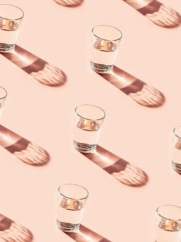 Mehr trinken: 5 Tricks, die zum Wasser trinken motivieren