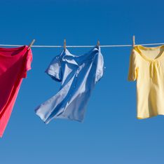 Wäsche trocknen ohne Knickfalten: Hier kommen 7 geniale Tricks
