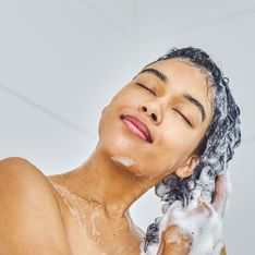 Haare waschen mit festem Shampoo: Wie gut funktioniert es wirklich?
