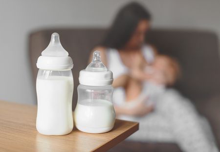 Covid-19 : selon une étude, le lait maternel pourrait aider à combattre le virus