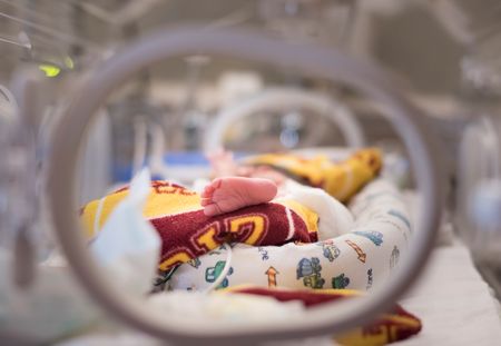 Ce bébé né à 22 semaines est enfin rentré chez lui après près de 5 mois d'hospitalisation