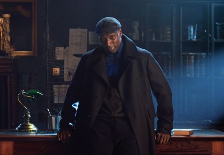 Lupin, dans l'ombre d'Arsène : cette vidéo d'Omar Sy incognito dans Paris est stupéfiante