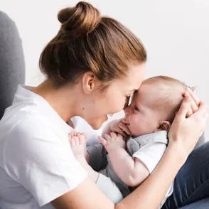 Welt-Meningitis-Tag am 24. April: Besonders Babys und Kleinkinder sind gefährdet