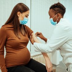 Covid-19 : certaines femmes enceintes prioritaires pour se faire vacciner