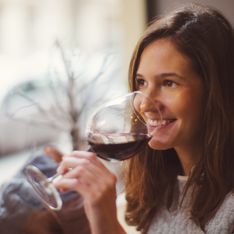 Il vino fa ingrassare: è veramente così o è solo una leggenda?