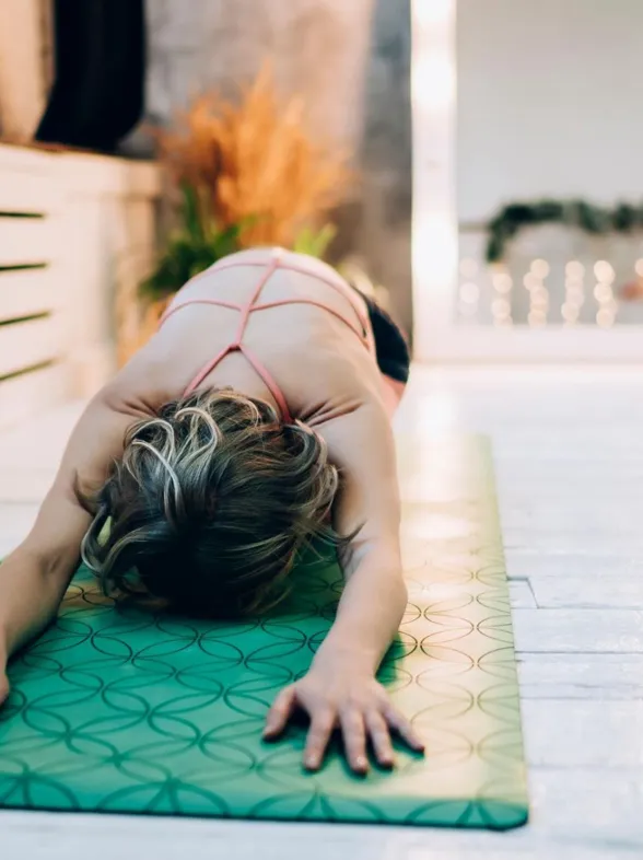 Gute-Nacht-Yoga: Diese Übungen helfen beim Einschlafen