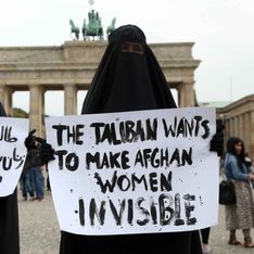 #DoNotTouchMyClothes: Wie Frauen in Afghanistan gegen die Burka demonstrieren