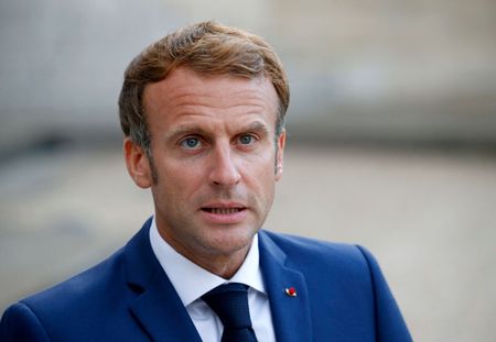 Emmanuel Macron sous tension : le livre qui inquiète l’Elysée