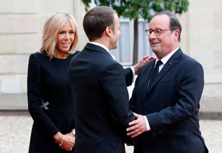 Brigitte Macron : incident canin à l'Élysée, sa réaction choque François Hollande