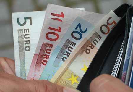 Prime Macron : êtes-vous éligible à l’aide de 1 000 euros ?