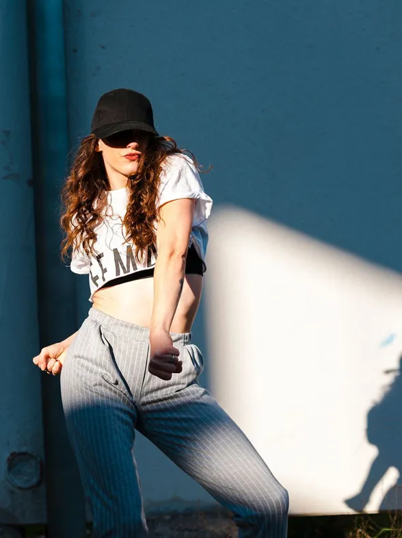 Hip Hop-Workout: Mit guter Laune zu straffem Bauch & Po