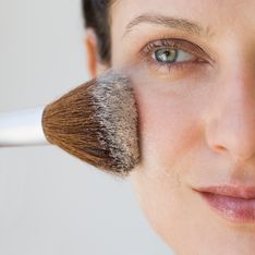 Pores et rides : ce produit de maquillage qui buzze sur TikTok les fait disparaître