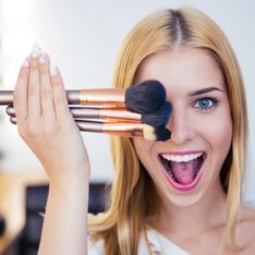 L’astuce à connaître pour nettoyer facilement vos pinceaux à maquillage