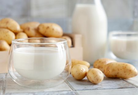 Lait de pomme de terre : le lait végétal qui va détrôner le lait amande