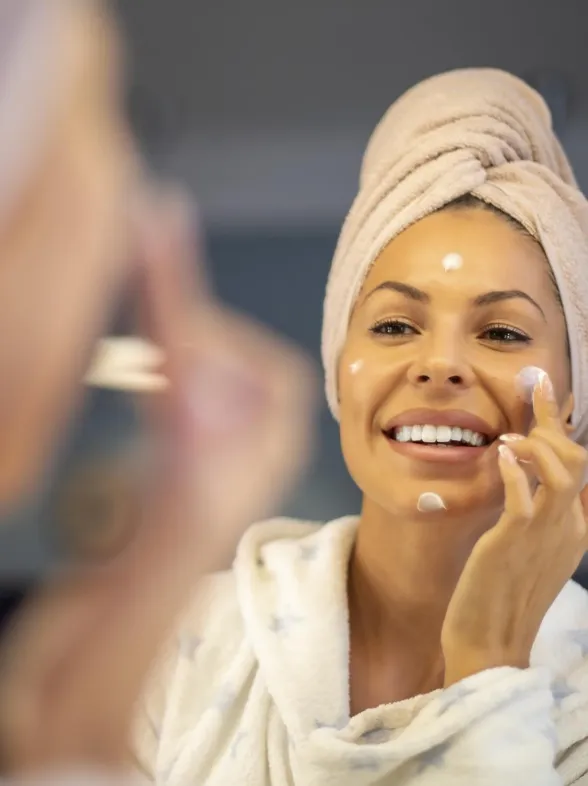 Hyaluron-Booster: Diese Tagescreme erhielt Dermatest-Bestnote
