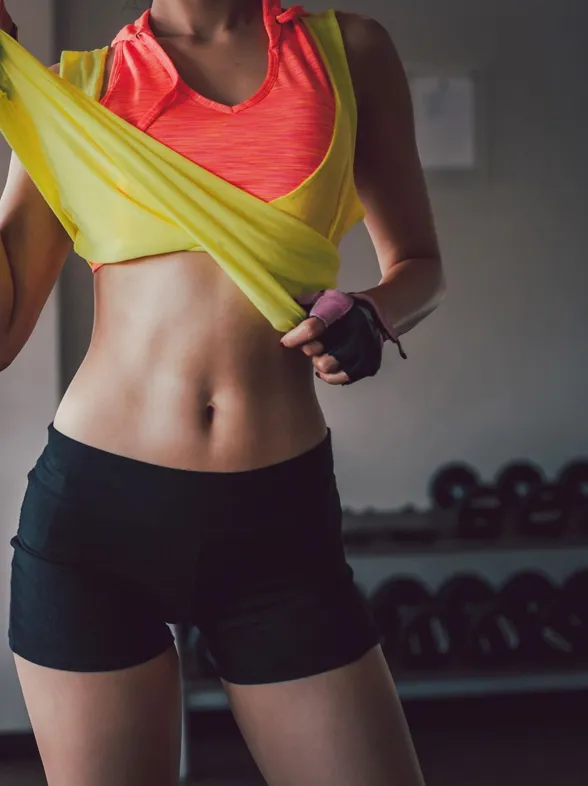 Flacher Bauch in nur 8 Minuten! Dieses Workout ist super effektiv