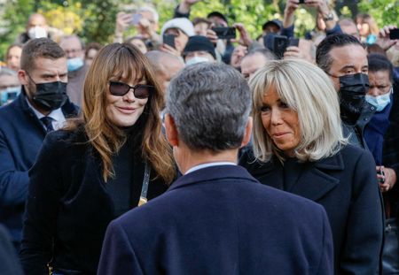 Brigitte Macron : quelles sont ses relations avec Carla Bruni ?