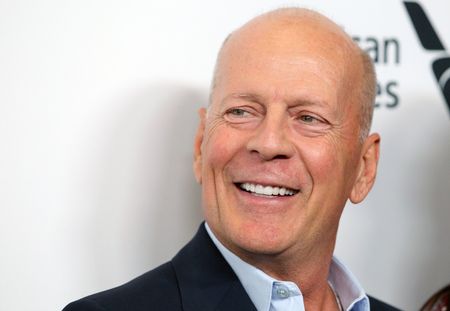 Aphasie de Bruce Willis, des signaux d’alerte sur les tournages depuis des années