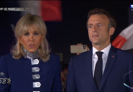 Emmanuel Macron : pourquoi son garde du corps sexy fait le buzz ?